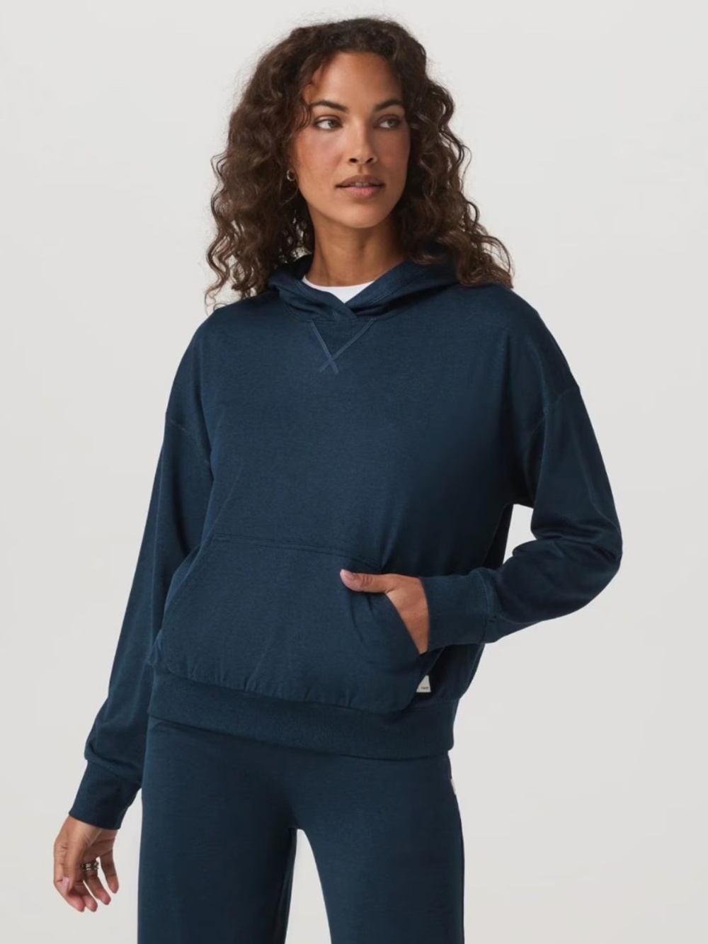 NWT Vuori Women's Halo Modern Pullover Blue Athletic Hoodie Small
